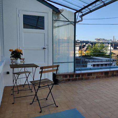 Studio Equipe, Grande Terrasse, A Cote De La Gare Tours Dış mekan fotoğraf